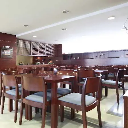 Prestige Sant Marc فندق 4*