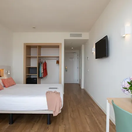 Prestige Sant Marc فندق 4*
