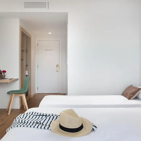 호텔 Prestige Sant Marc 4*