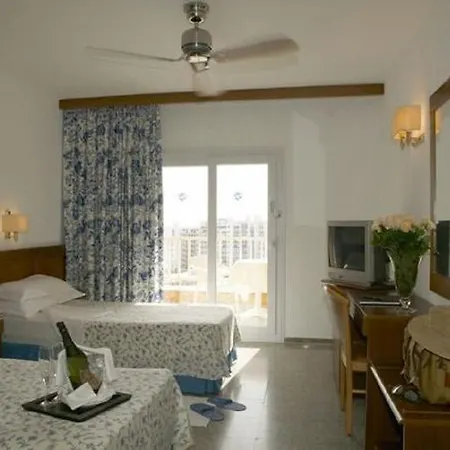 Prestige Sant Marc Hotel 4*