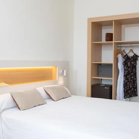 Hotel Prestige Sant Marc 4*